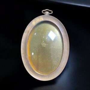 Antique Kronheimer & Oldenbusch K & O Co. Oval Brass Picture Frame Convex Glass